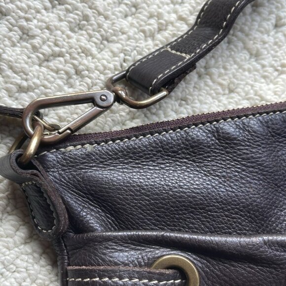 Roots Canada Dark Brown Weave Leather Tassel Crossbody Bag Purse - Picture 5 of 12